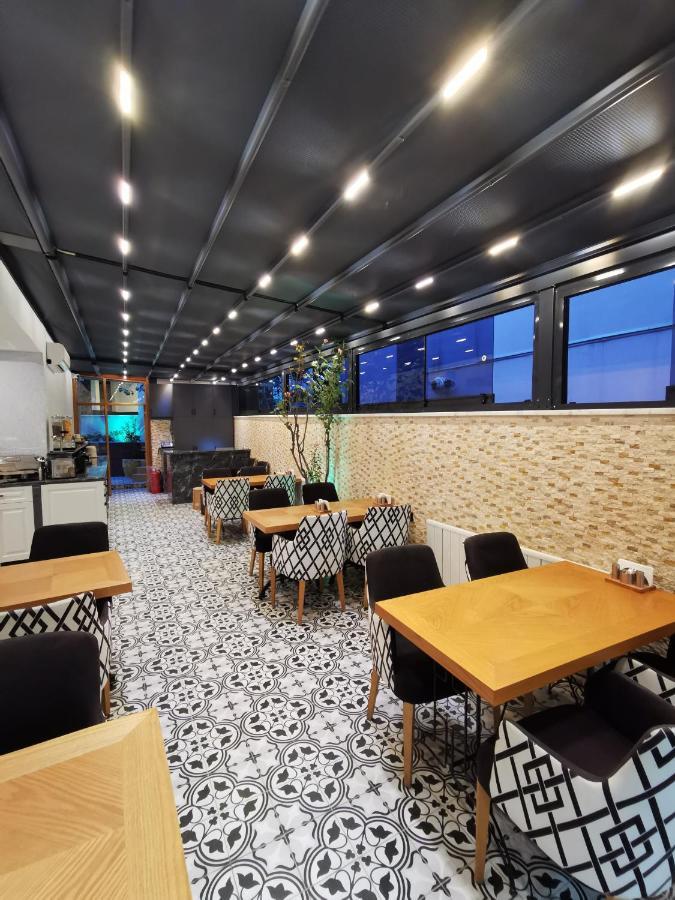 Luxx Garden Hotel Istanbul Exterior photo